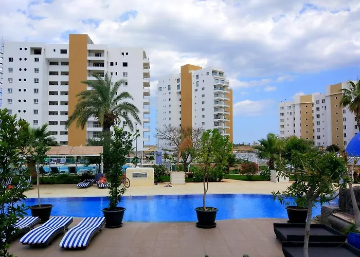 Blue In 5* Ceasar Trikomo