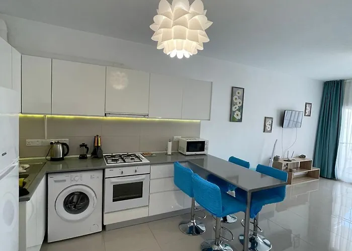 Apartment Blue In 5* Ceasar *