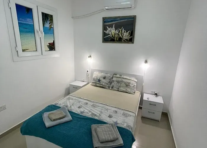 Lejlighed Blue In 5* Ceasar Trikomo